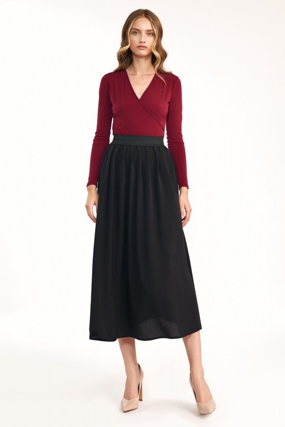 Long skirt model 158901 Nife