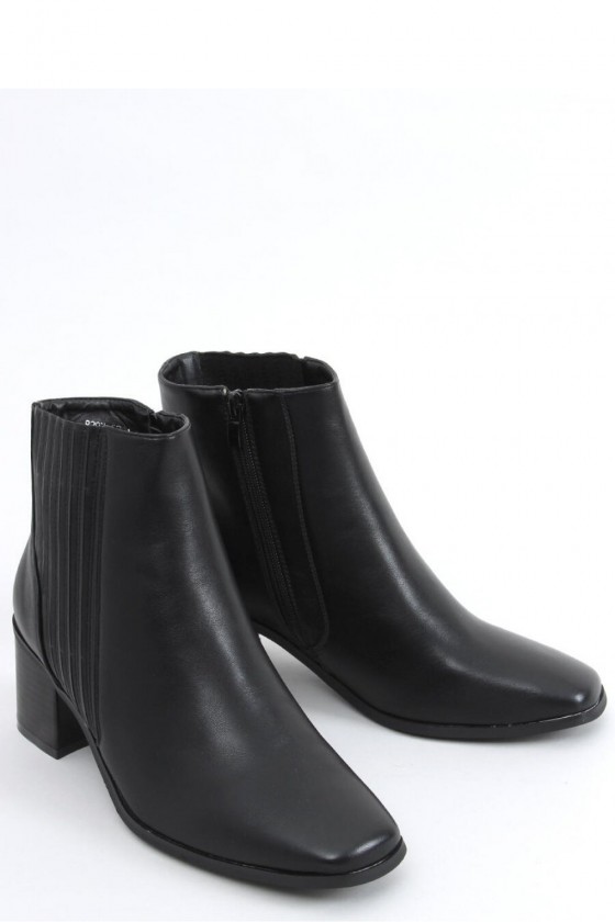 Heel boots model 159904 Inello