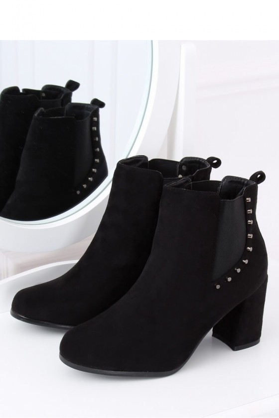 Heel boots model 150696 Inello