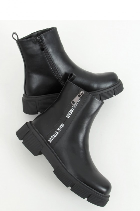 Boots model 158165 Inello